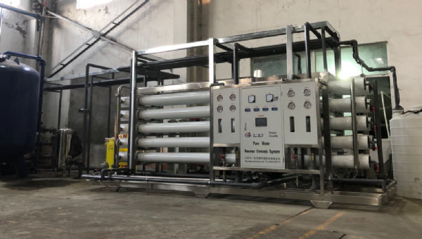 工業玻璃用20T/H雙級反滲透+EDI設備