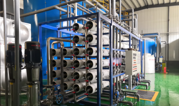 鑄造業(yè)40T/H雙級反滲透+EDI除鹽水設(shè)備