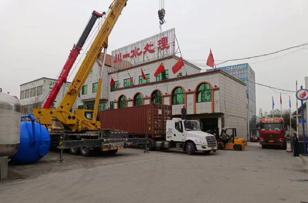 40T過濾設備2套集裝箱裝車發往印尼